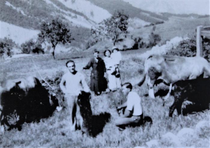 [Scène champestre à Saint-Léger, 2e moitié du 20e siècle.]