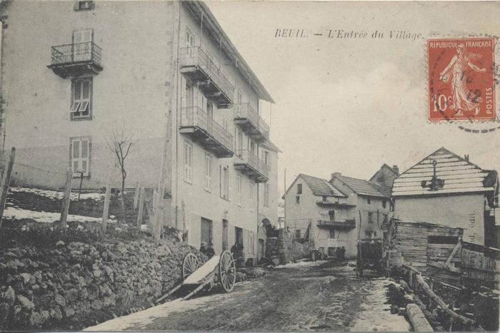 Beuil - l'entrée du village