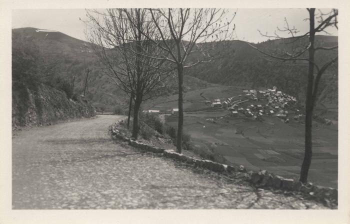 Route de Beuil reliant Les Launes