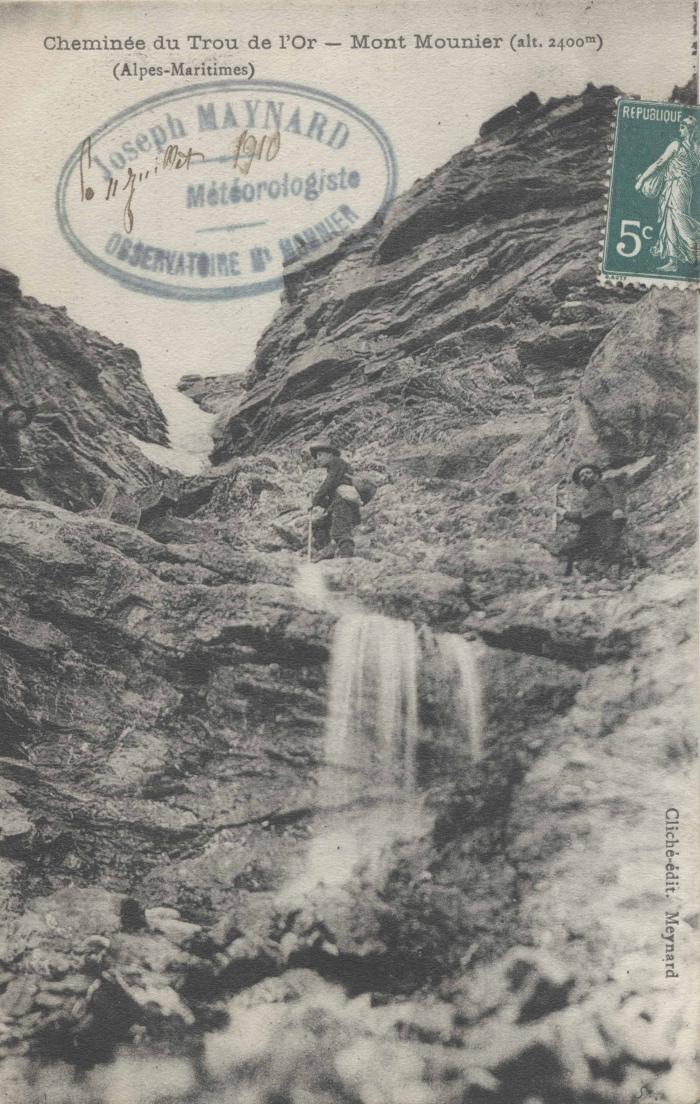 Cheminée du trou d'or - Mont Mounier (2400m)