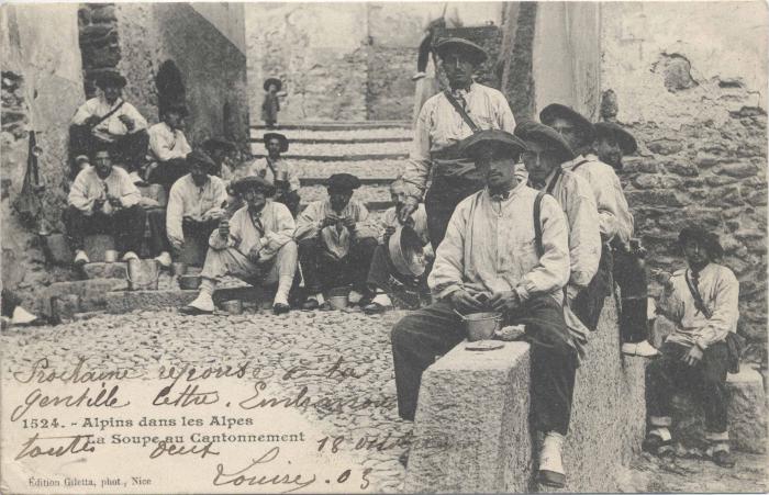 1524. Alpins dans les Alpes : La soupe du cantonnement
